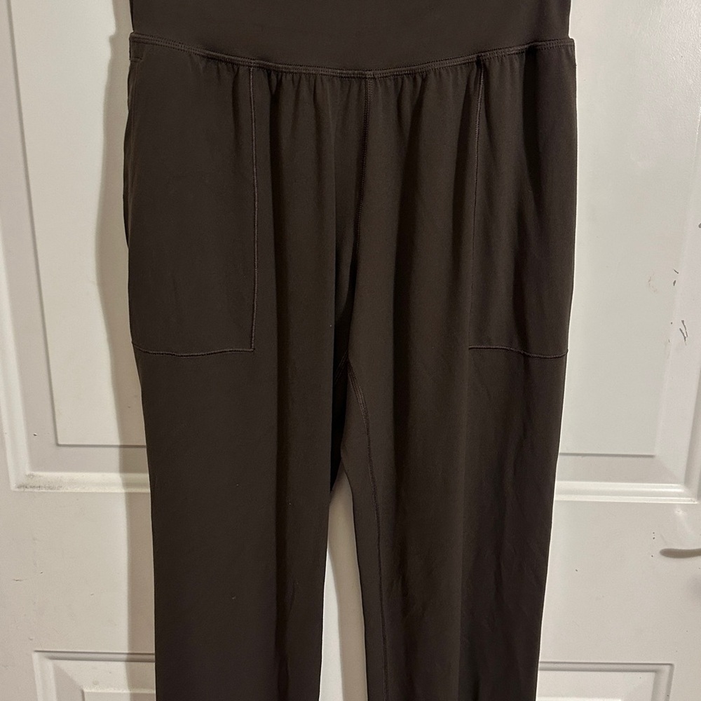 Athleta Salutation Jogger Brown size XS